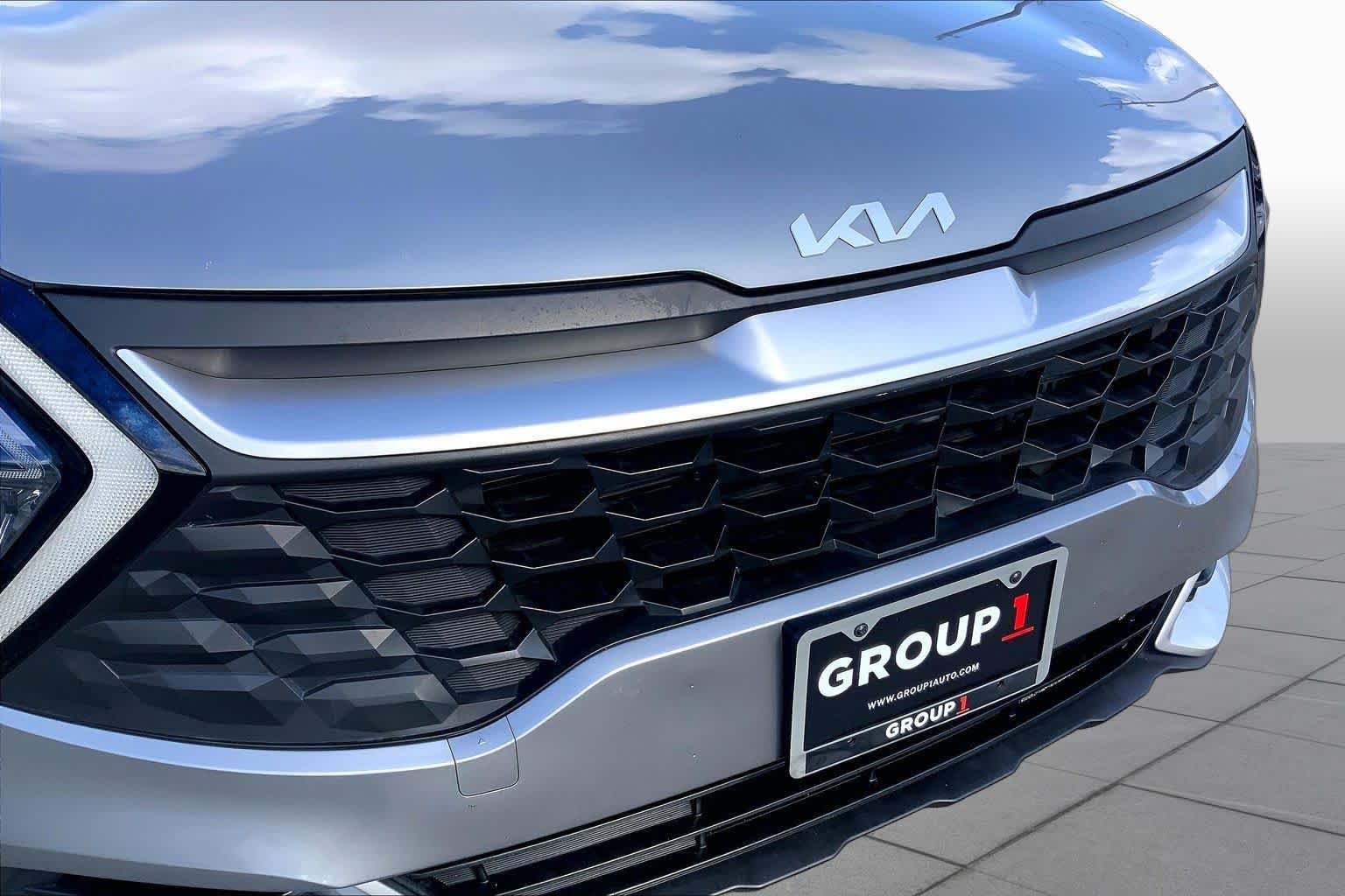 Used 2023 Steel Gray Kia LX image 30