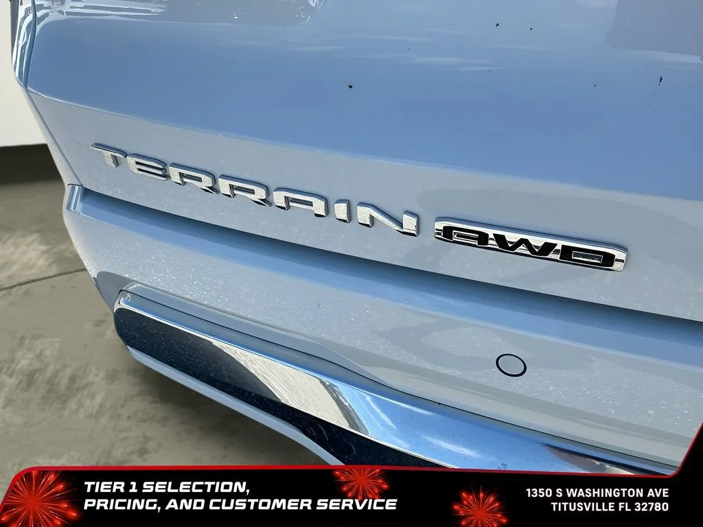 New 2026 Glacier White Tricoat GMC Denali image 37