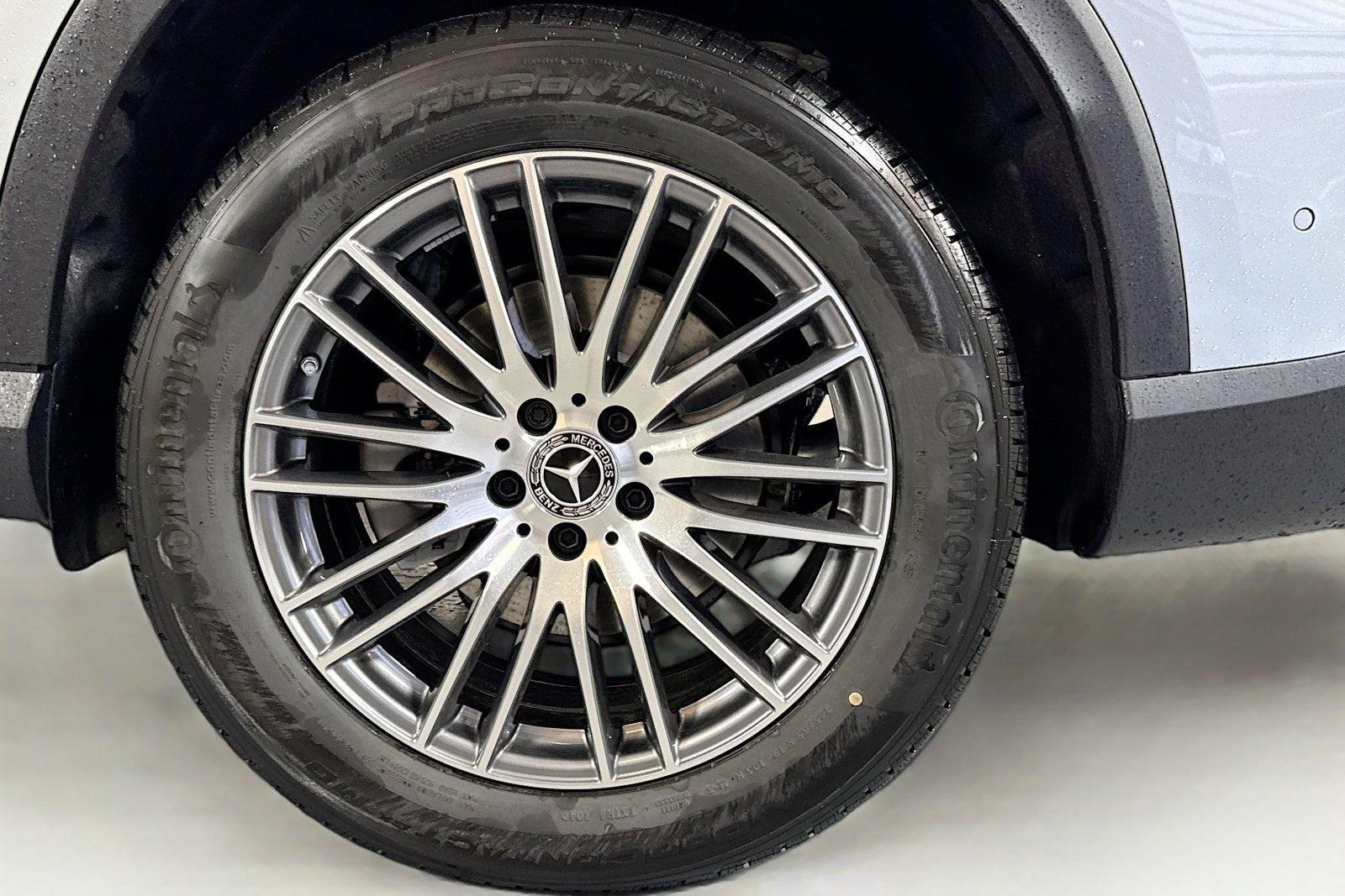 New 2026 Cirrus Silver Metallic Mercedes-Benz GLC 300 image 29