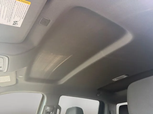 Used 2022 White Chevrolet RST image 12