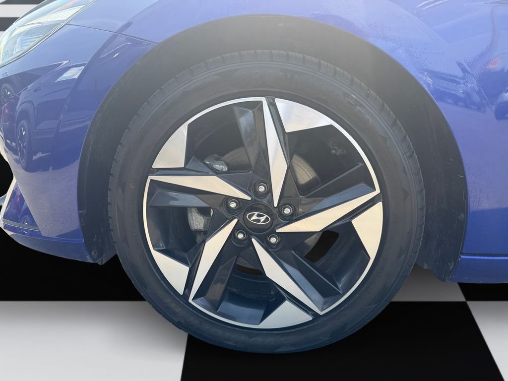 Used 2023 Blue Hyundai SEL image 14