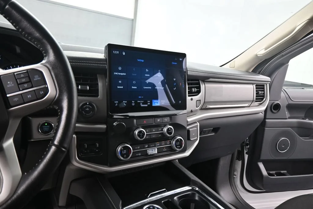 Used 2022 White Ford XL image 39