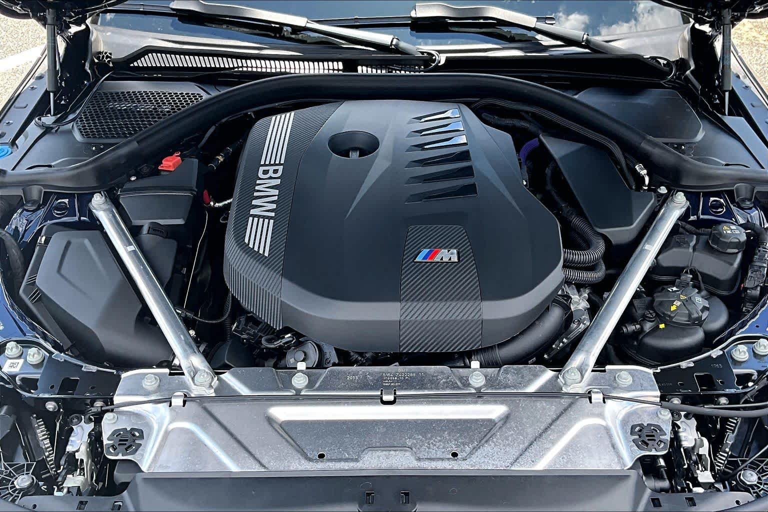 Used 2026 Tanzanite Blue II Metallic BMW M440i image 31
