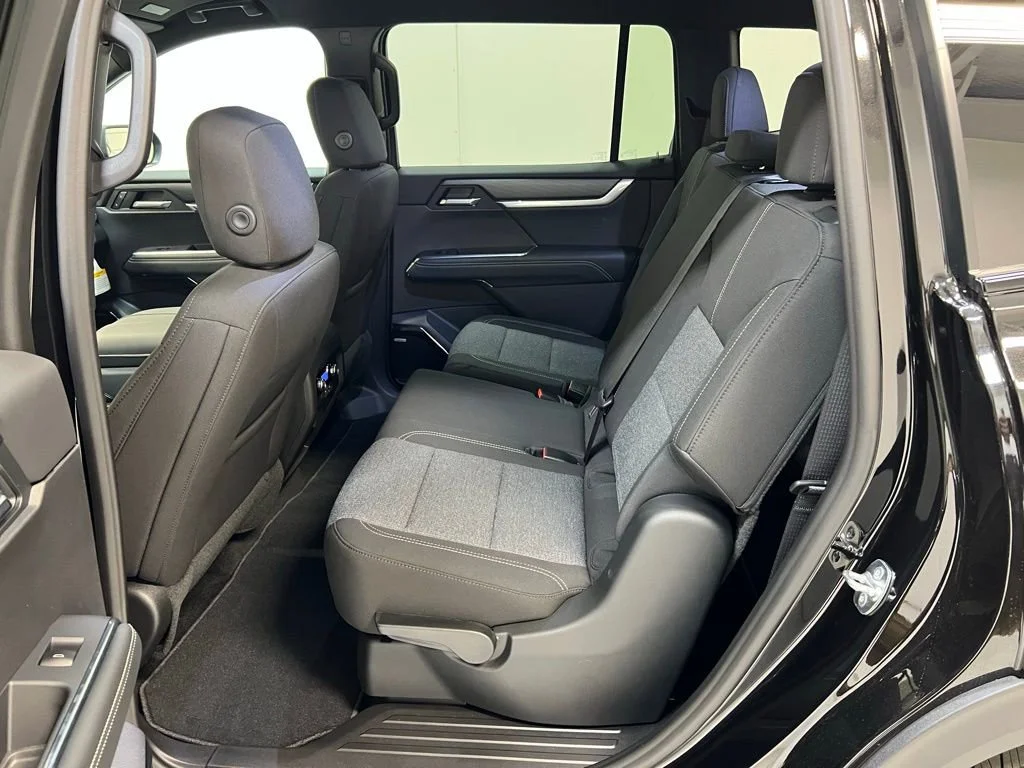 New 2026 Ebony Twilight Metallic GMC Elevation image 27