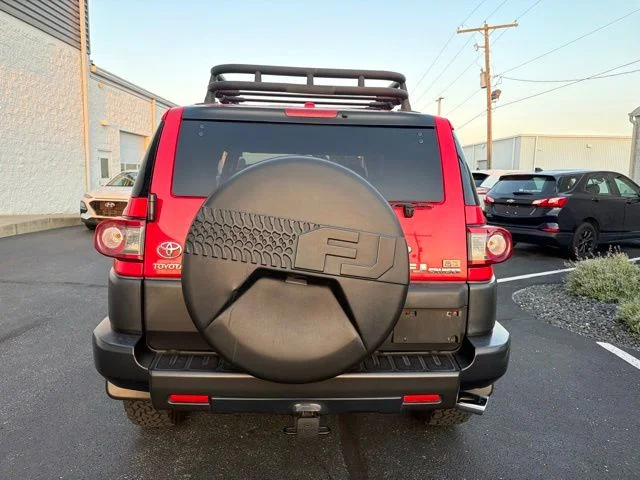Used 2012 Red Toyota Base image 3