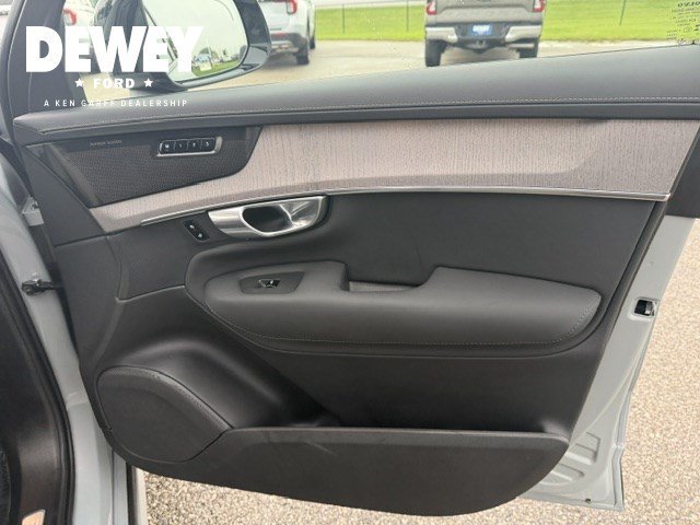 Used 2026 Gray Metallic Volvo Ultra Dark Theme image 40