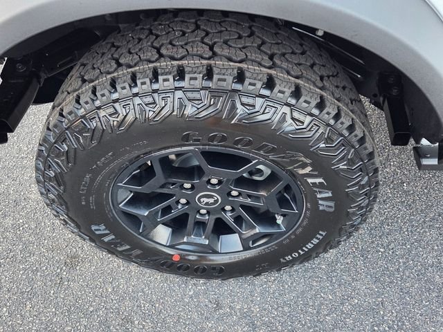 New 2026 Oxford White Ford Badlands image 10