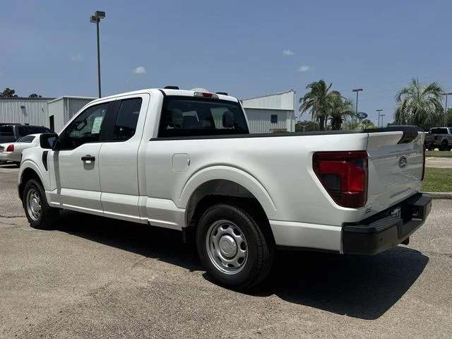 New 2026 Oxford White Ford XL image 12