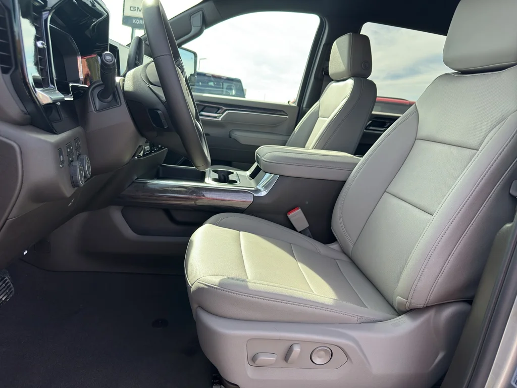 2026 Chevrolet Silverado 3500HD LTZ - Photo 13