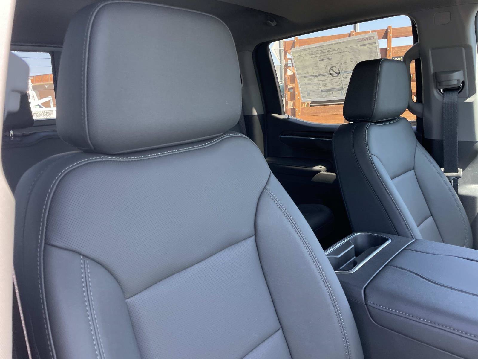 2026 GMC Sierra 1500 SLT - Photo 28