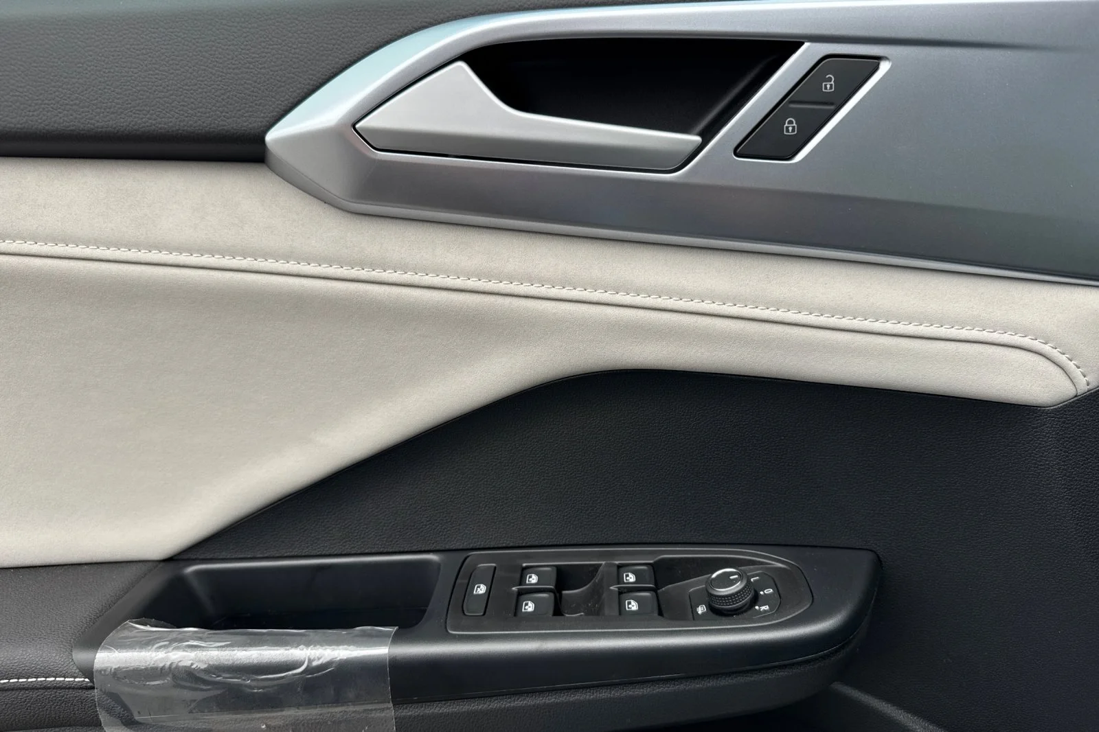 New 2026 Gray Volkswagen 1.5T SE image 11