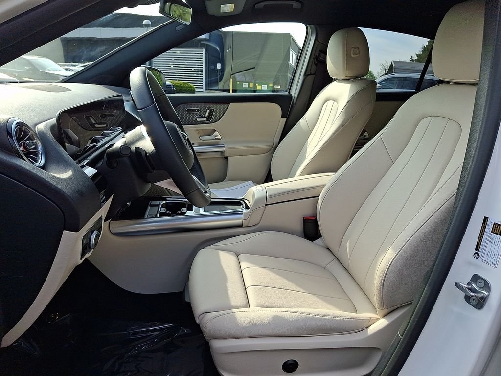 Certified Used 2026 White Mercedes-Benz GLA 250 image 13