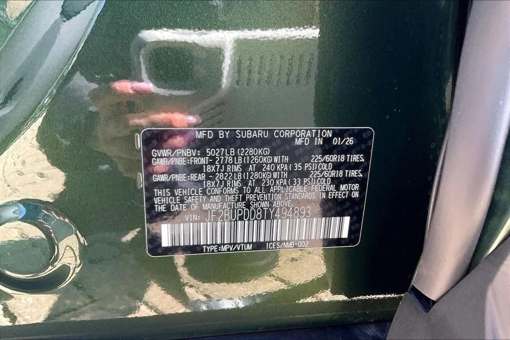 New 2026 DEEP EMERALD GREEN PEARL Subaru Limited image 13
