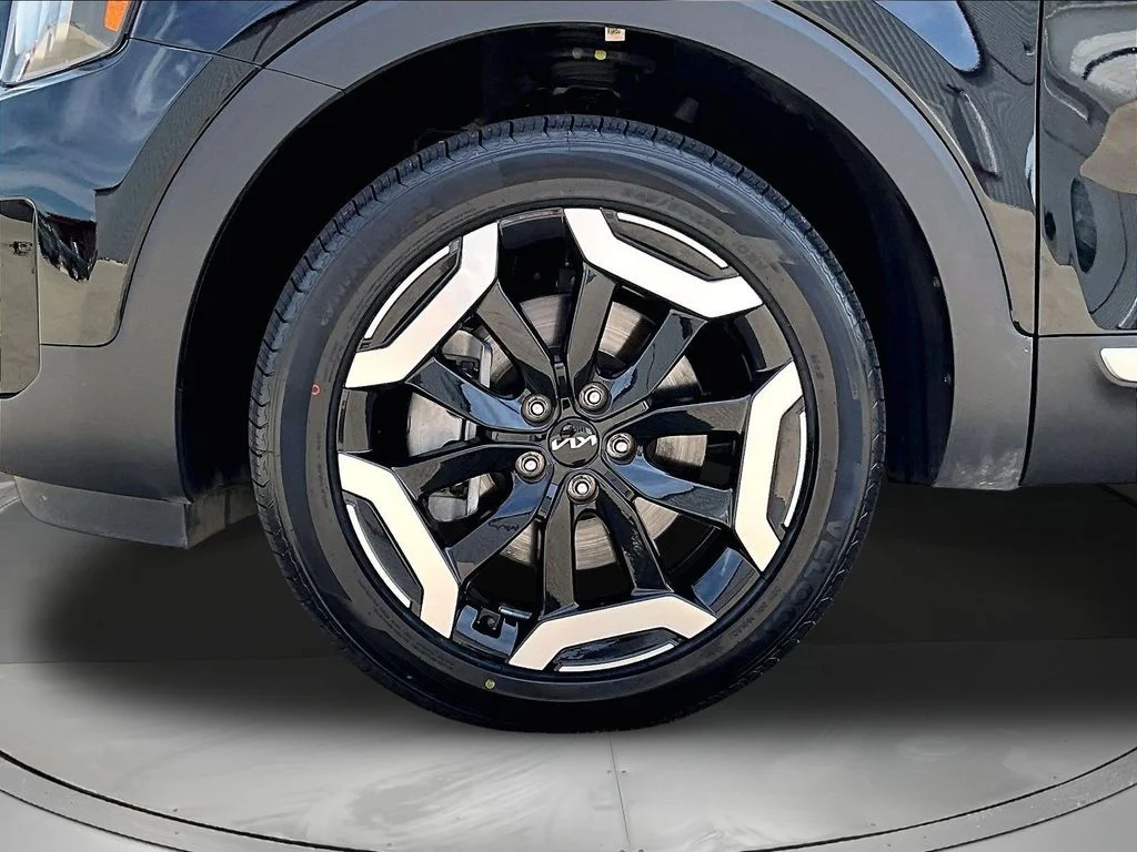 2025 Kia Telluride S - Photo 36