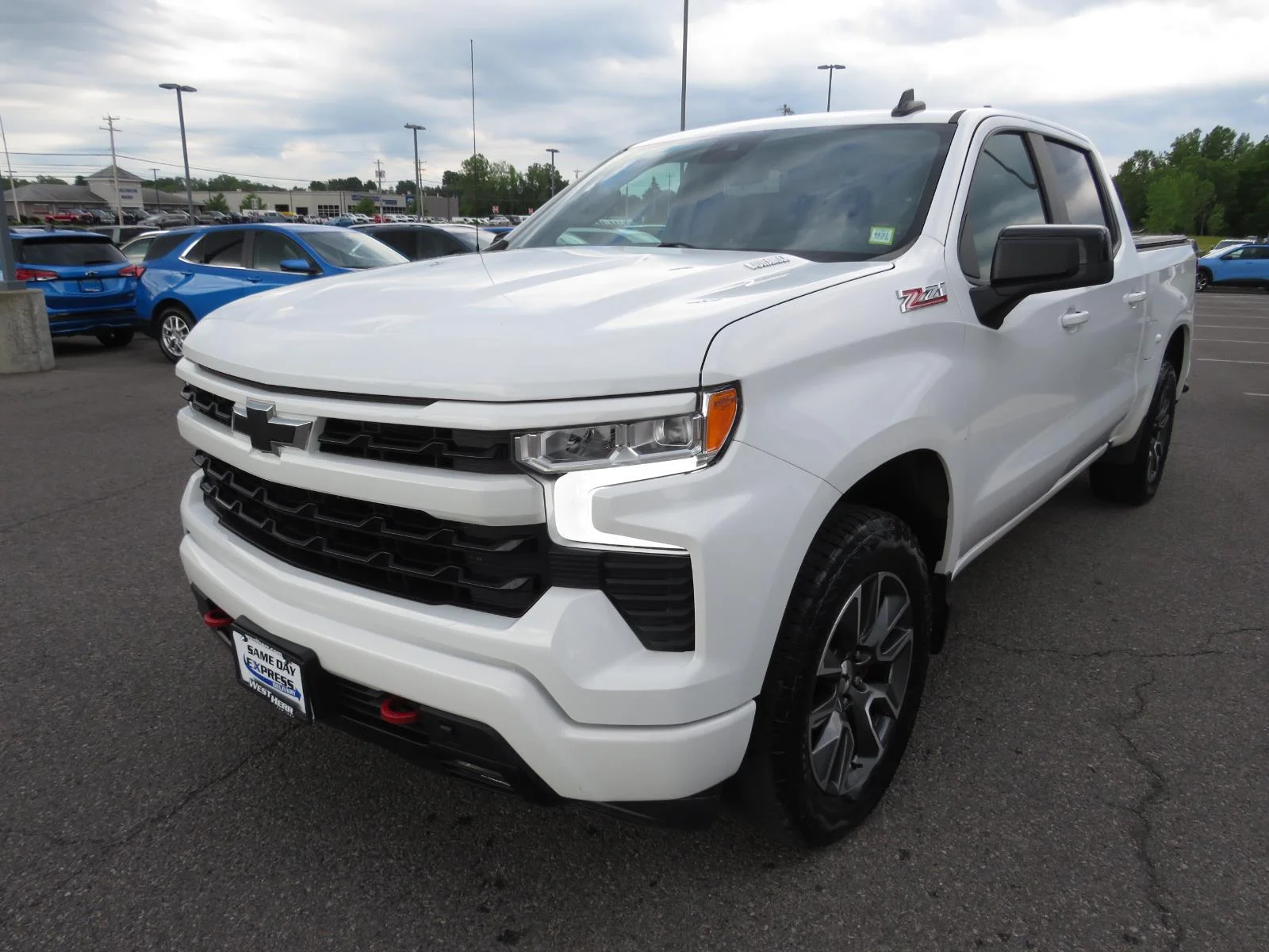 Used 2023 Summit White Chevrolet RST image 11