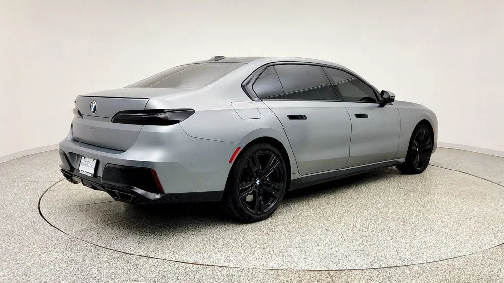 Used 2023 Frozen Pure Grey Metallic BMW 760i xDrive w/ Exec & Driving Assist. Pro & M Sport Pro Packages image 5