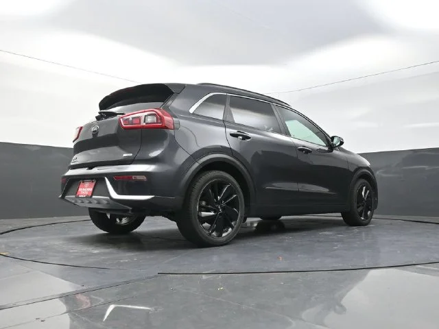 Used 2018 Gray Kia EX image 37