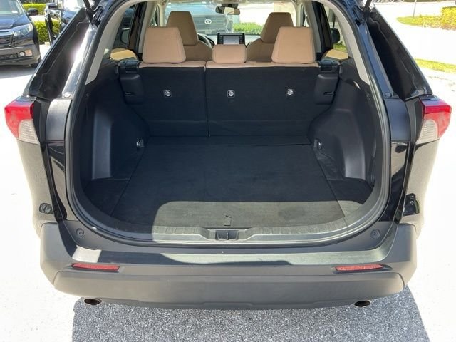 Used 2022 Black Toyota LE image 10