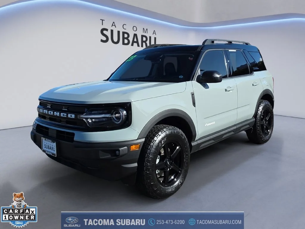 Used 2023 Green Ford Outer Banks image 1