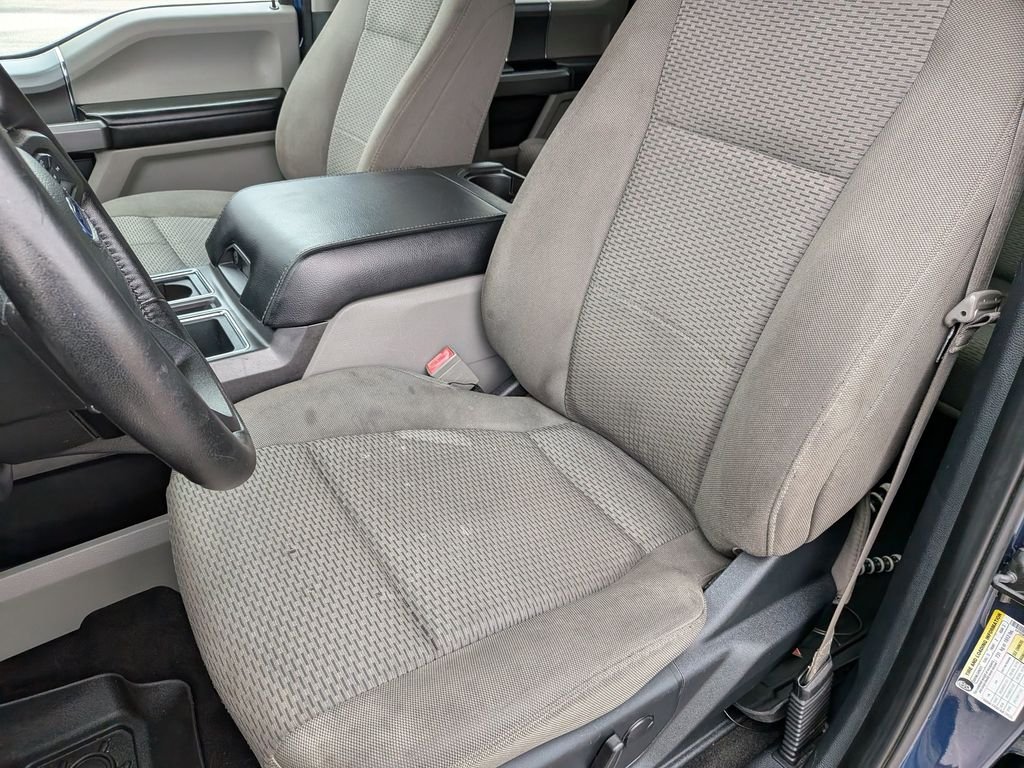 Used 2019 Blue Ford XLT image 23