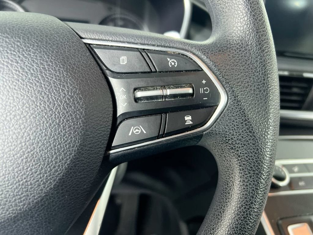Used 2021 Blue Hyundai SE image 17