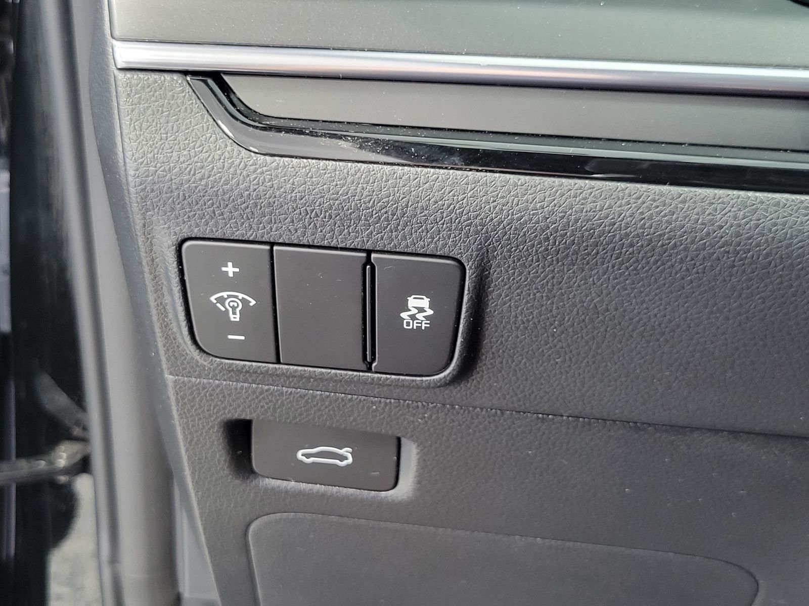 Used 2026 Black Kia GT-Line image 10