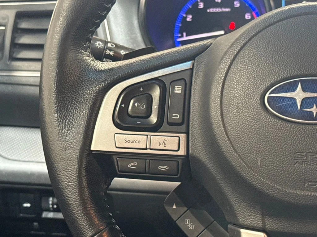 Used 2015 Twilight Blue Metallic Subaru 2.5i image 15