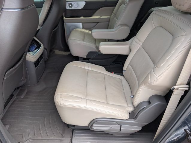 Used 2024 Blue Lincoln Reserve image 30