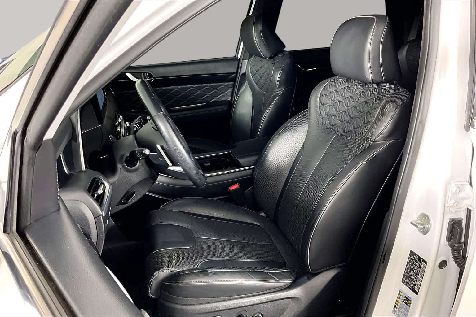 Used 2022 Hyper White Hyundai Calligraphy image 8