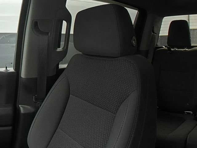 Used 2021 White Chevrolet Custom image 39