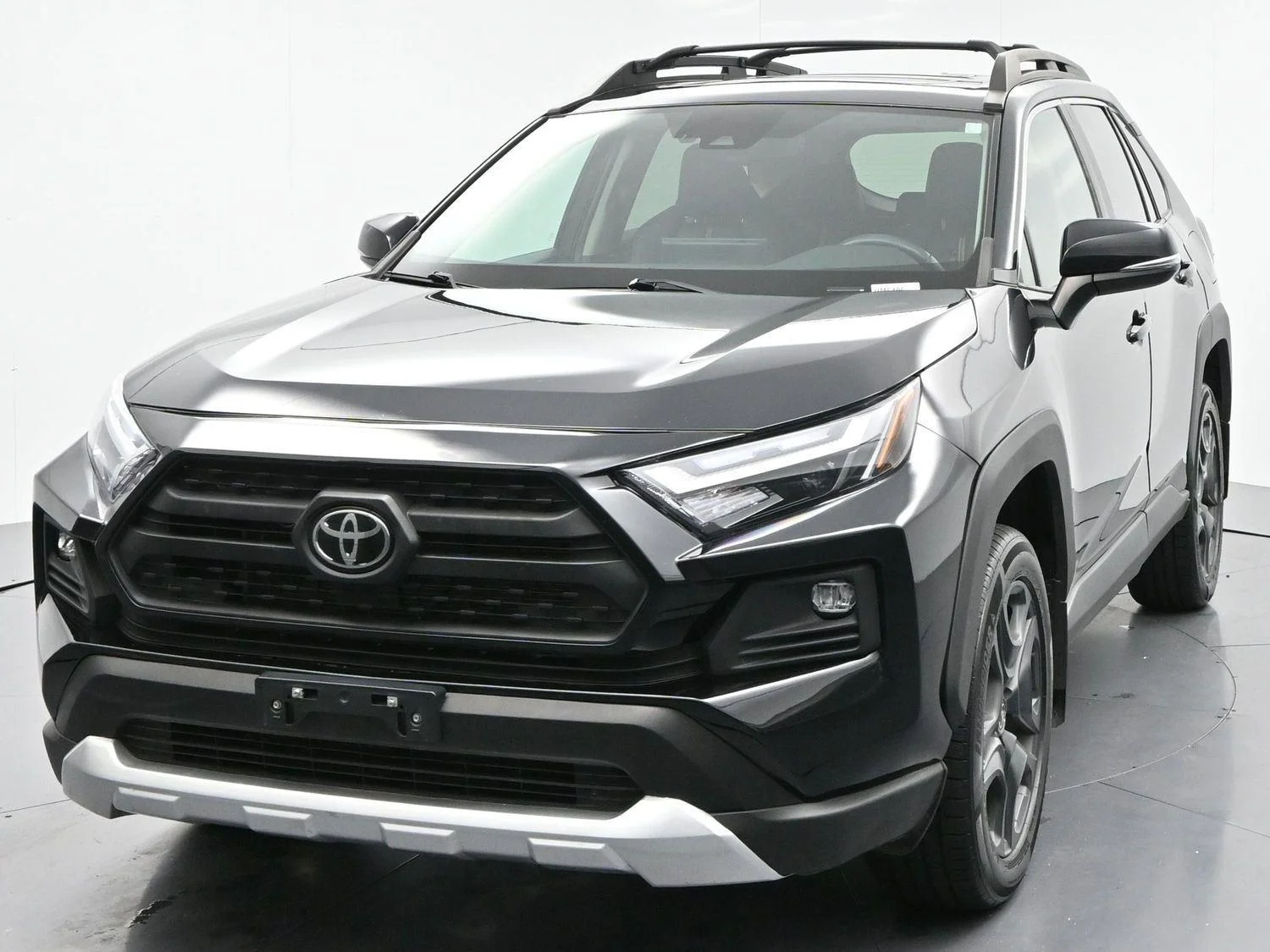 Used 2022 Midnight Black Metallic Toyota Adventure image 3