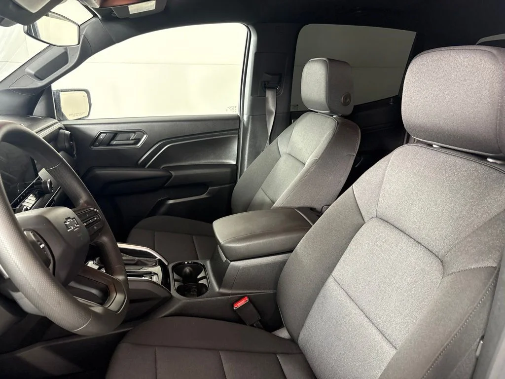 Used 2026 White Chevrolet Trail Boss image 27