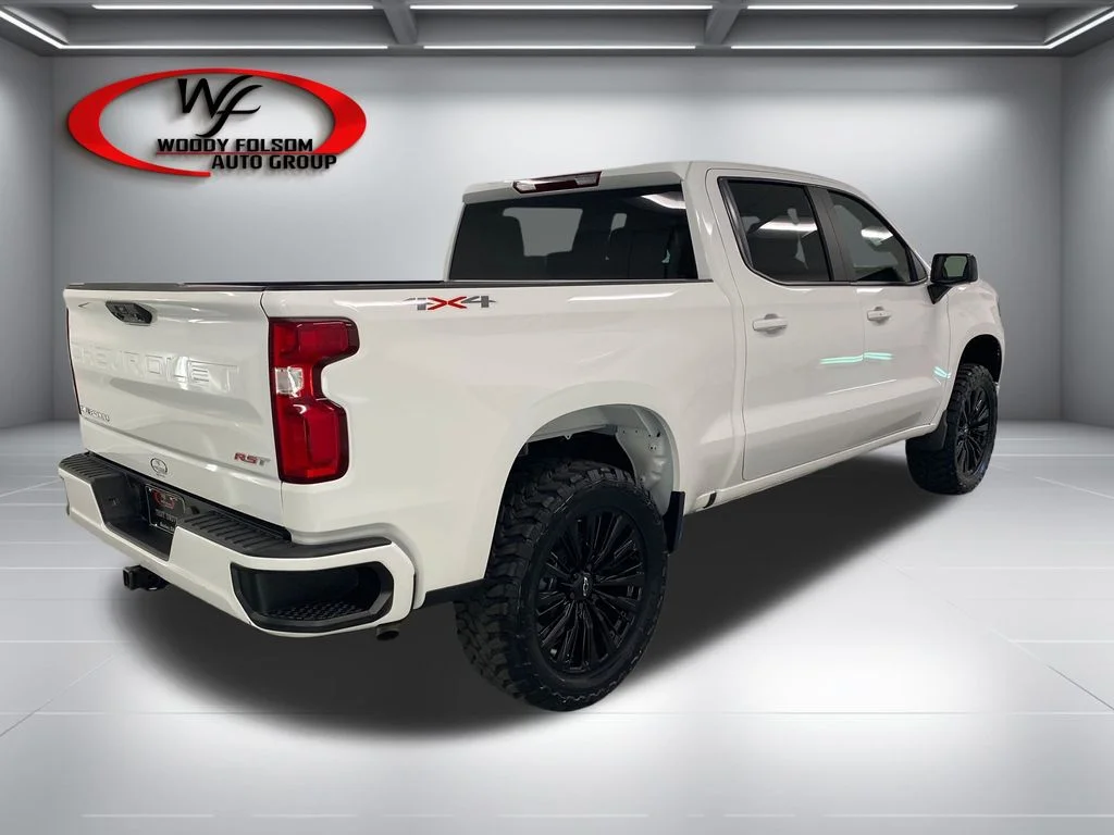 Used 2026 White Chevrolet RST image 7