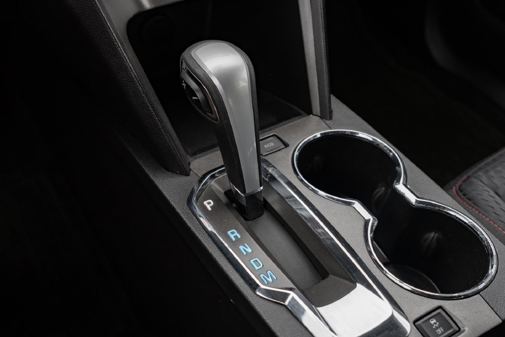 Used 2013 Black Chevrolet LS image 18