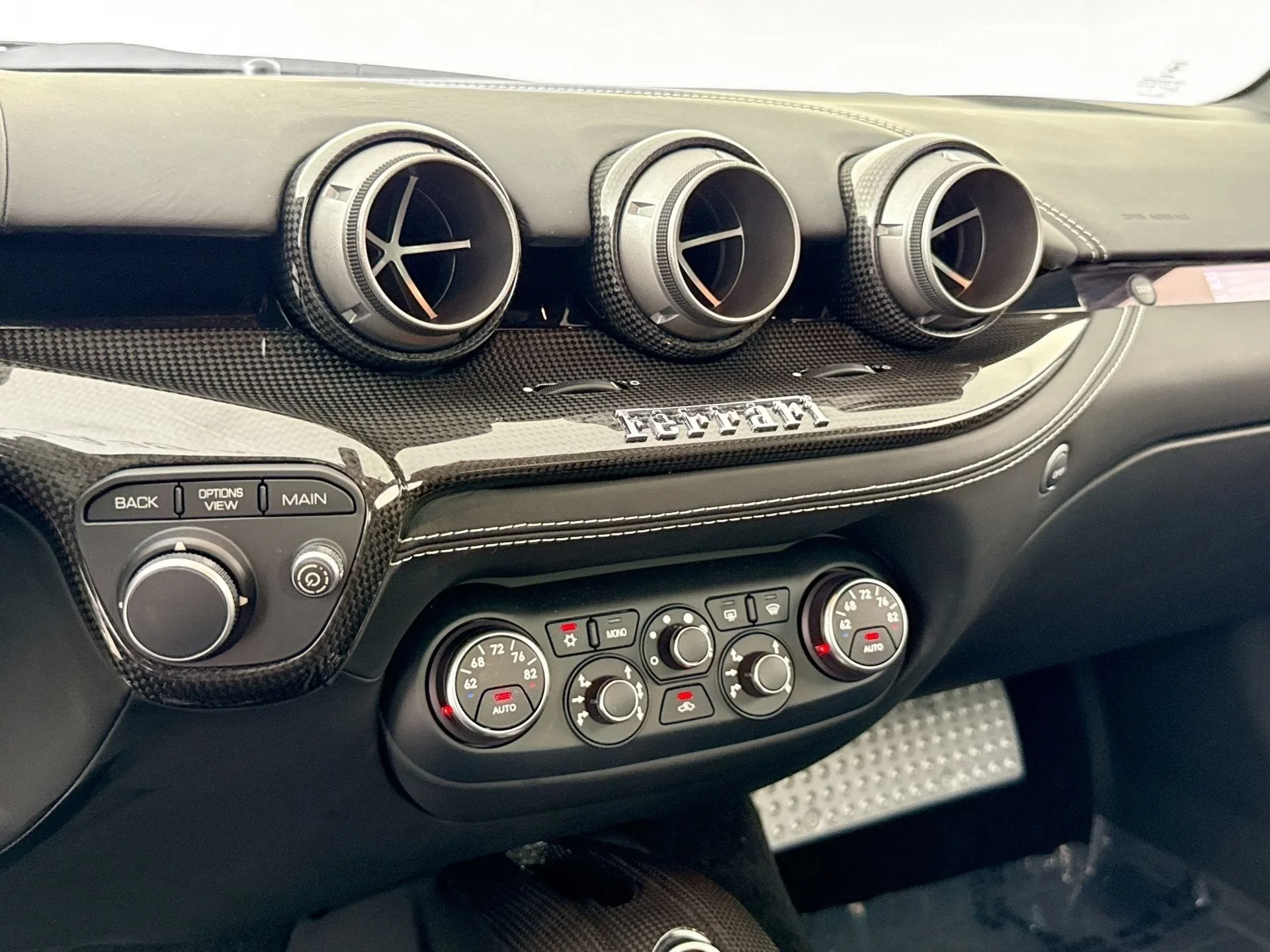 Certified Used 2017 Bianco Avus Ferrari Berlinetta image 12