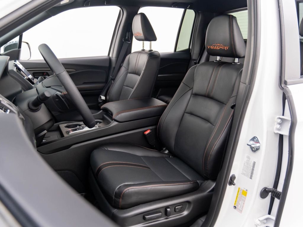 Certified Used 2025 Platinum White Pearl Honda AWD TRAILSPORT image 16