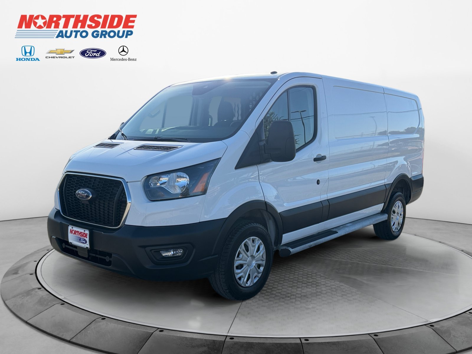 Used 2025 Oxford White Ford  image 3