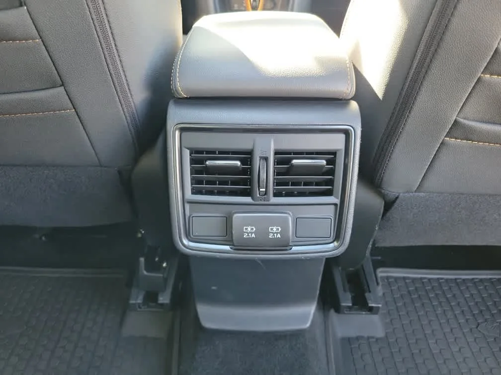 Used 2023 Ice Silver Metallic Subaru Wilderness image 29