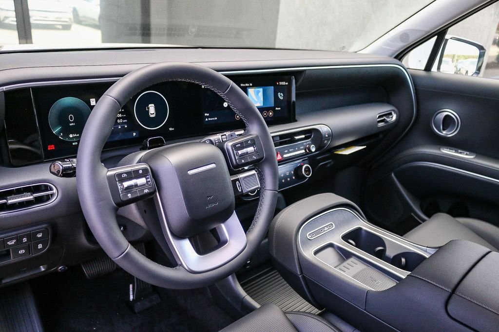 New 2026 White Hyundai SEL Premium image 25