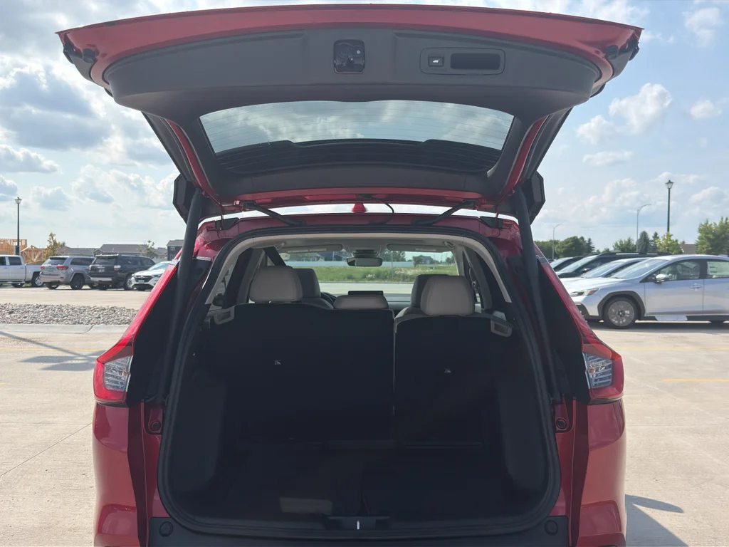 Used 2026 Radiant Red Metallic Honda EX-L image 7