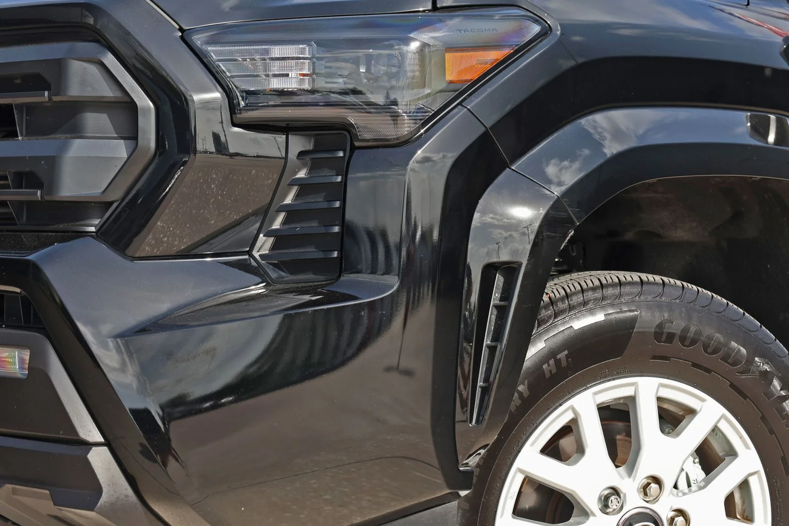 Used 2025 Black Toyota SR5 image 11