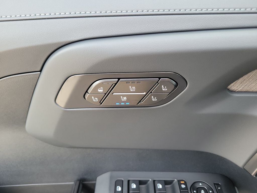 New 2027 Black Kia X-Line SX Prestige image 22