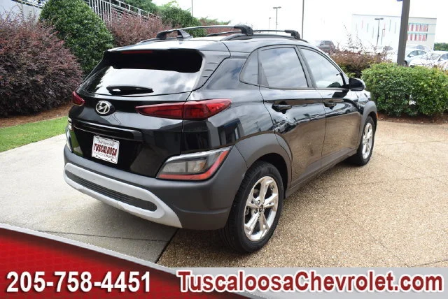 Used 2022 Black Hyundai SEL image 11