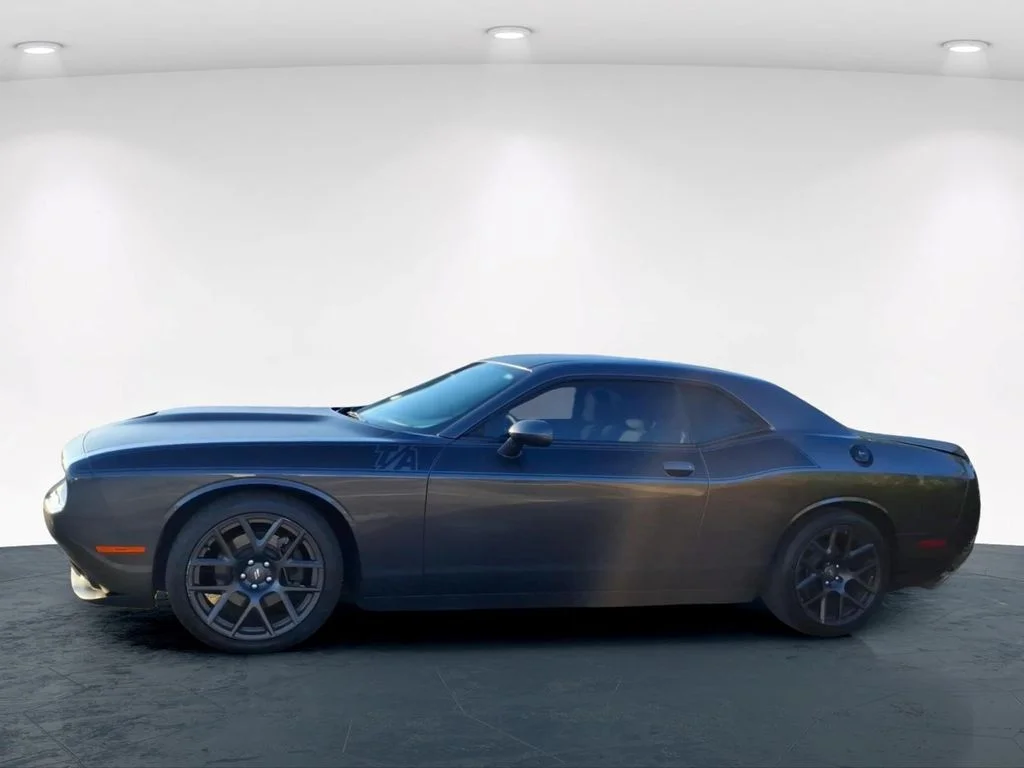 Used 2018 Gray Dodge R/T image 7