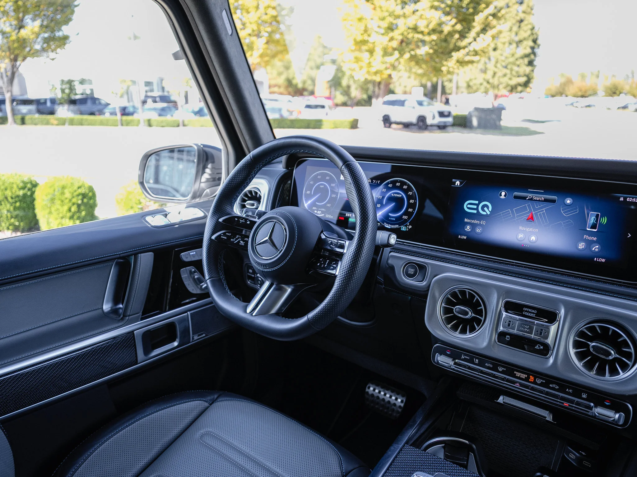 Certified Used 2025 Moonlight White Mercedes-Benz G 580 image 20
