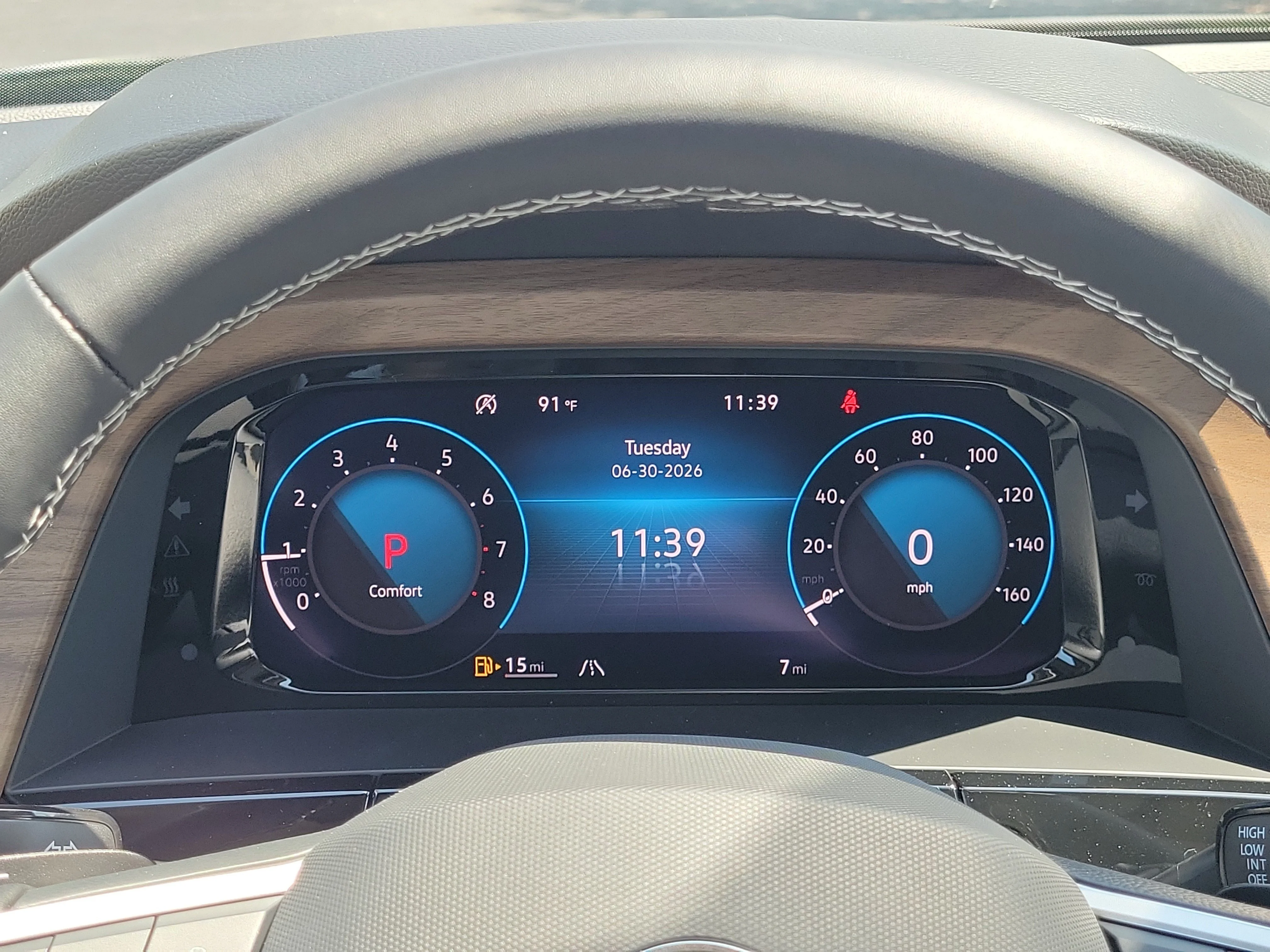 New 2026 Silver Volkswagen SE w/Technology image 22