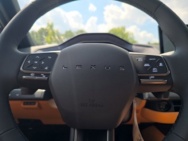 New 2026 Ultra White Lexus PREMIUM AWD image 34