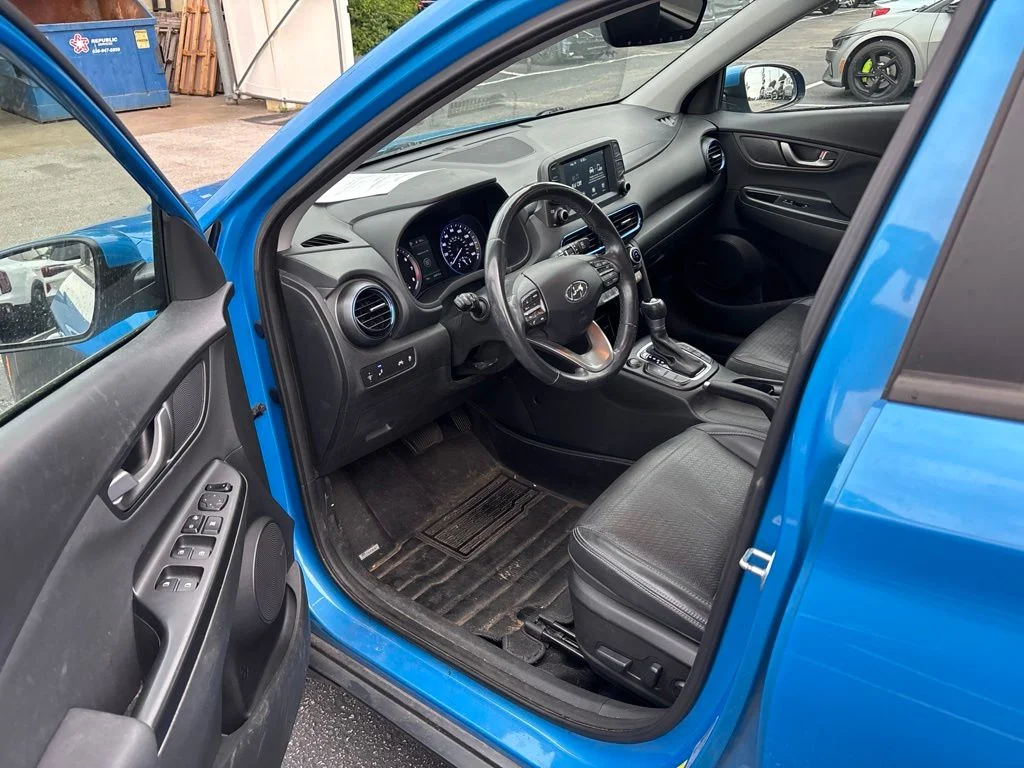 Used 2021 Surf Blue Hyundai Limited image 8