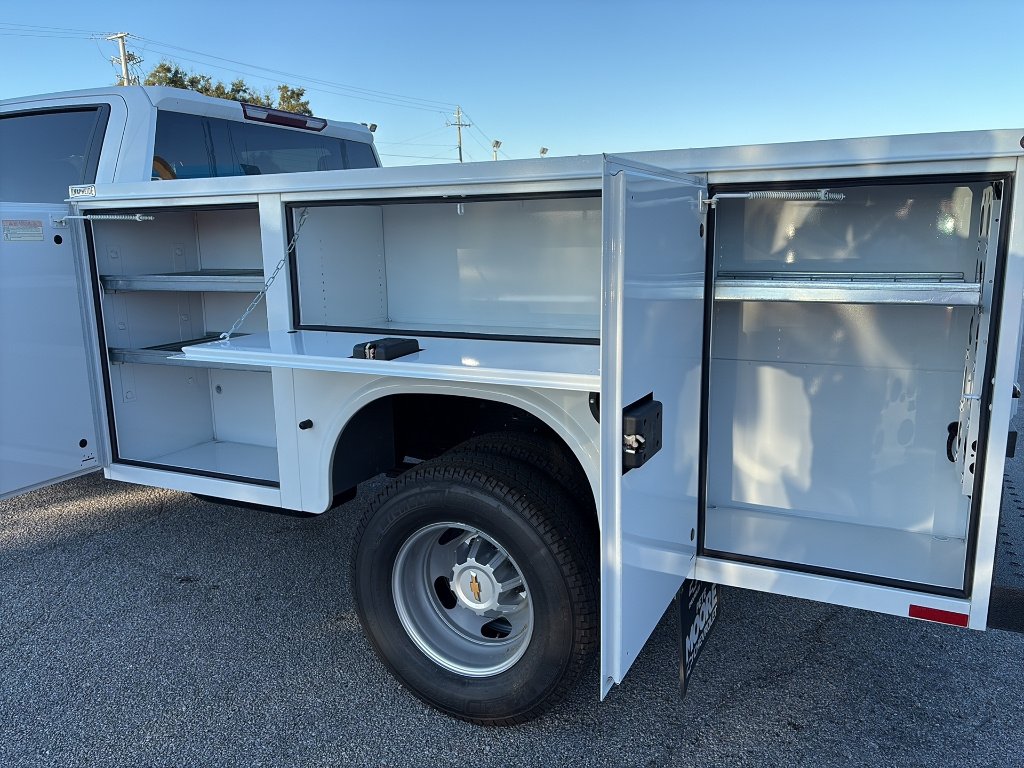 2025 Chevrolet Silverado 3500 HD Work Truck - Photo 5