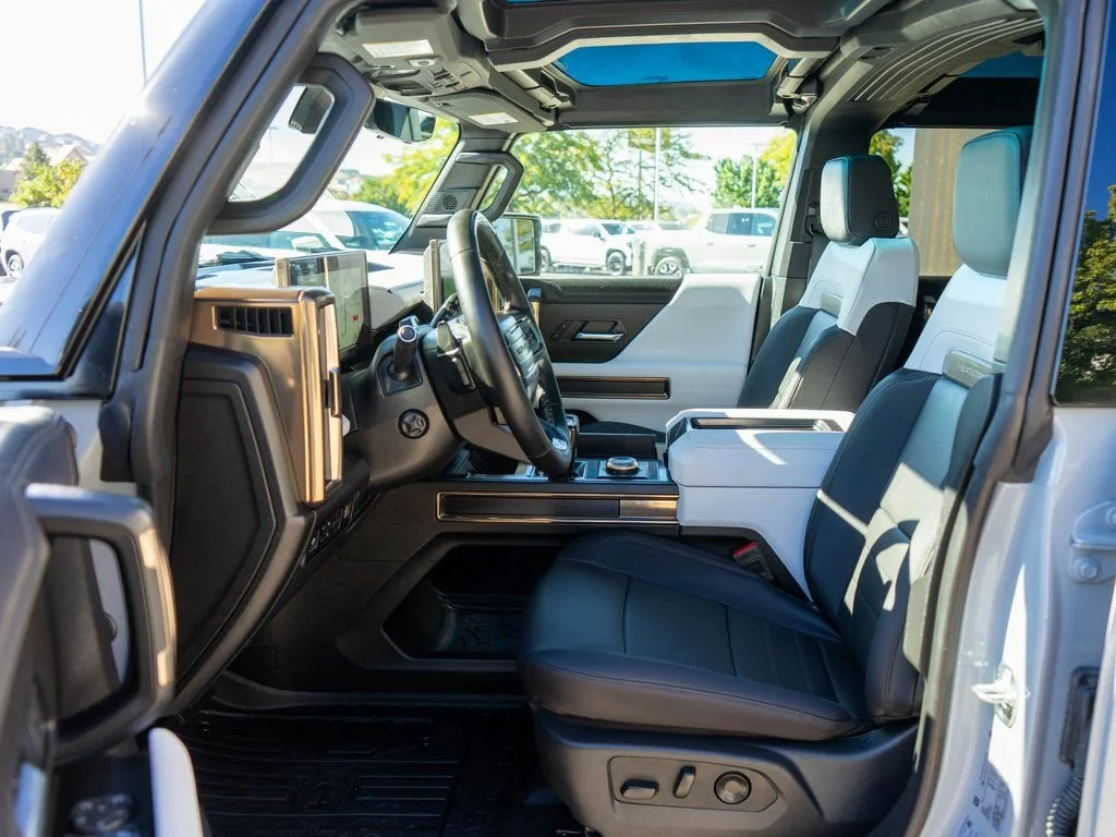 2025 GMC HUMMER EV 3X - Photo 11